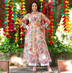 New Stylish Faux Georgette With Digital Printed Kurti With Palazzo Set